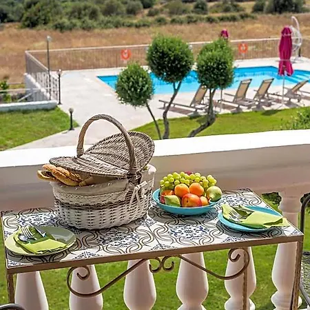 Ξενοδοχείο Elaias Gi 4*