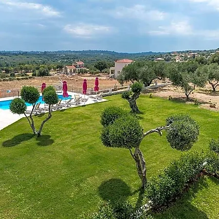 Ξενοδοχείο Elaias Gi 4*
